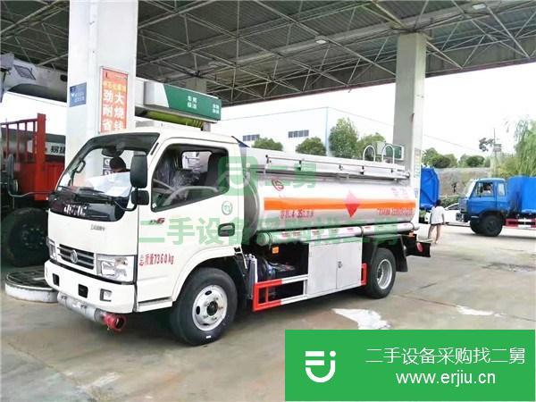 貴州出售二手東風多利卡國六5噸油罐車朝柴130馬力