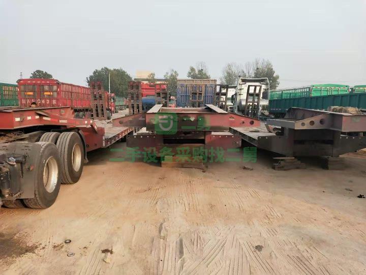 出售二手的九成新的13米爬梯掛車，正規手續可提戶可掛靠