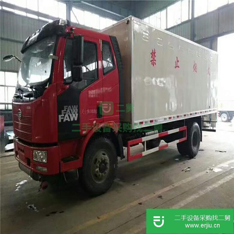 湖北出售二手東風危險品廂式運輸車支持分期