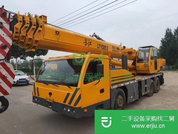 河南出售二手10年長江25噸五節(jié)臂吊車