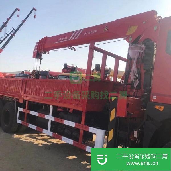 湖北出售二手東風(fēng)暢行后八輪240馬力國五隨車吊