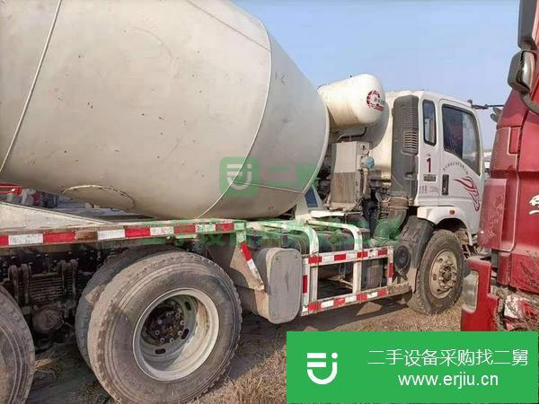 四川出售二手17年國五豪曼后八輪10方攪拌罐車