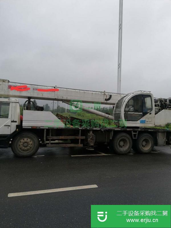湖北出售二手09年10月北方交通12噸汽車吊