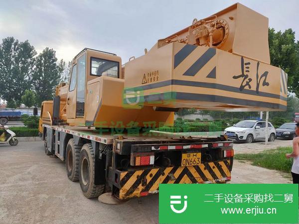 河南出售二手10年長江25噸五節(jié)臂吊車