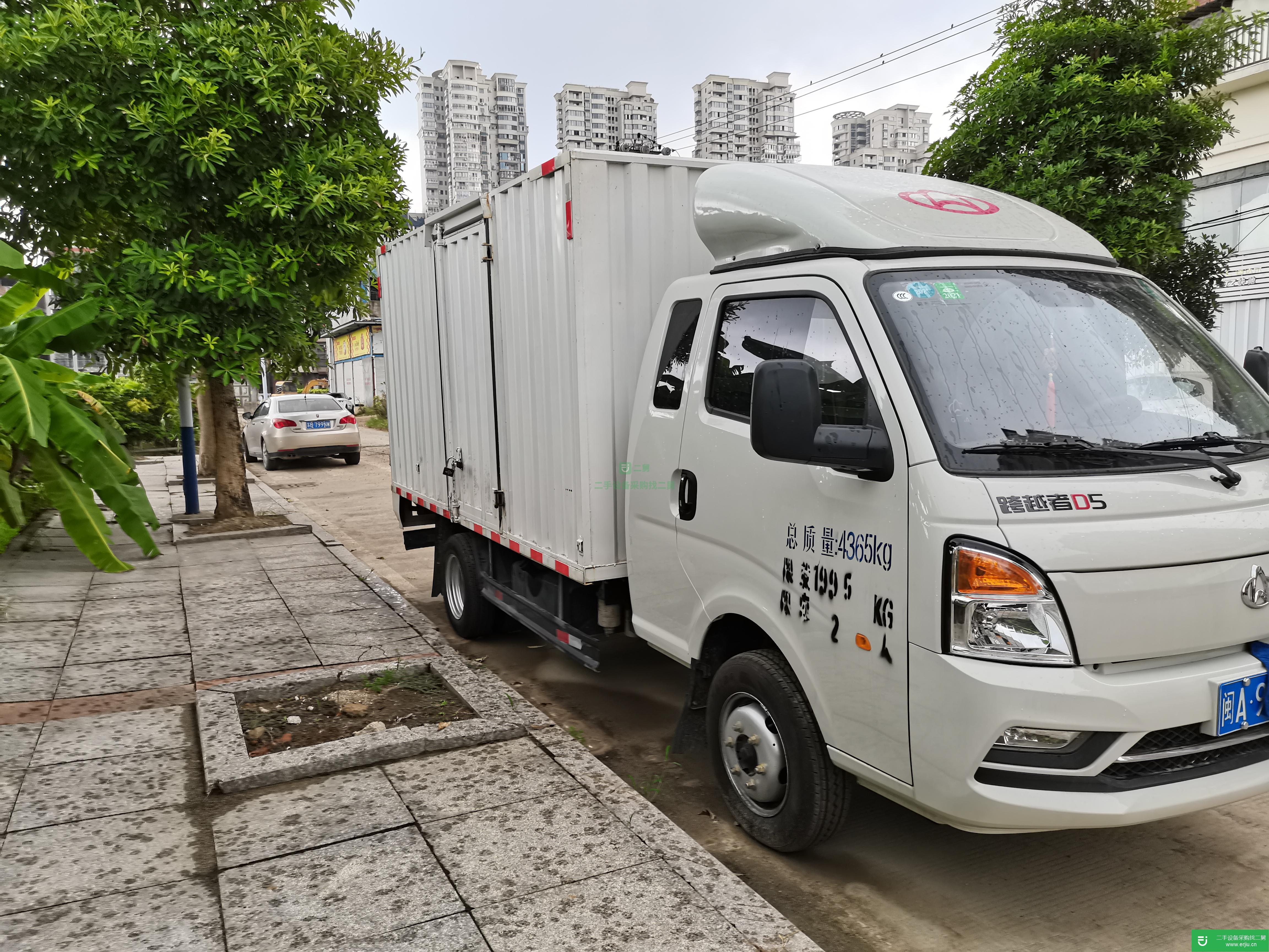 福建出售二手長安跨越箱式貨車