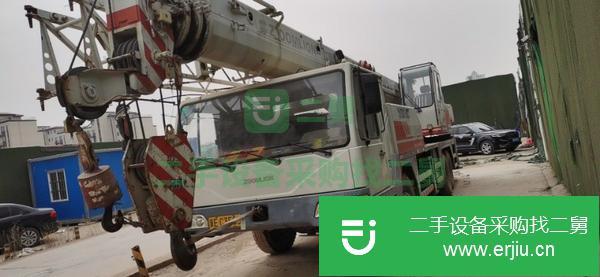河北出售二手中聯(lián)25噸四節(jié)臂吊車