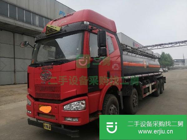 山東出售二手一汽解放國四280馬力八類危險品前四后八油罐車