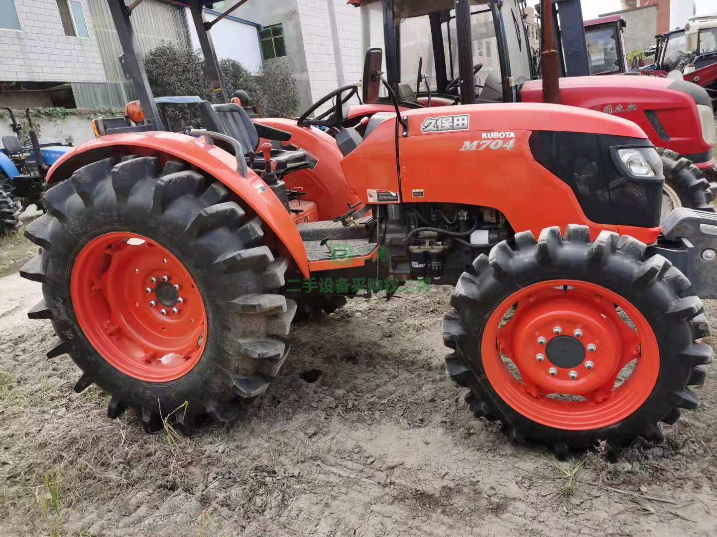 出售一臺12年進口久保田M704拖拉機，車況精品