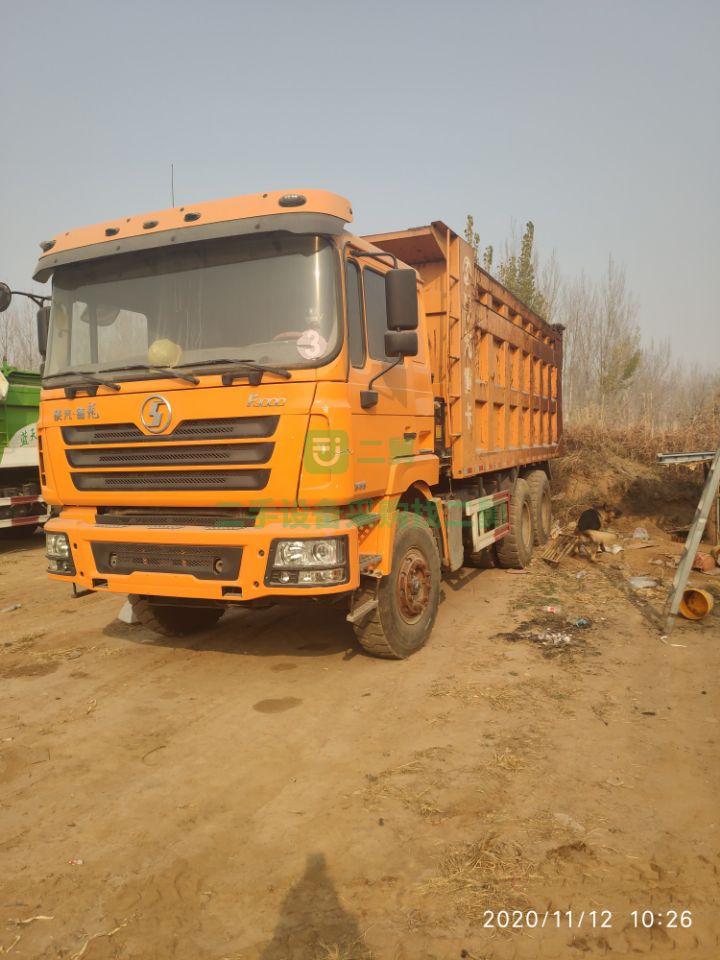 出售18年無戶5.8米德龍F3000后八輪自卸車，漢德橋12速，大箱底十六邊十四厚
