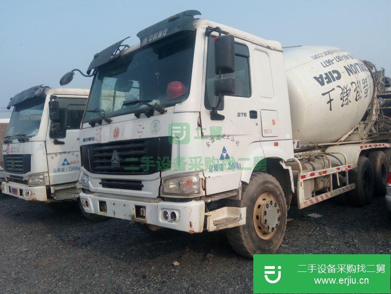 山東出售二手豪沃14方攪拌車