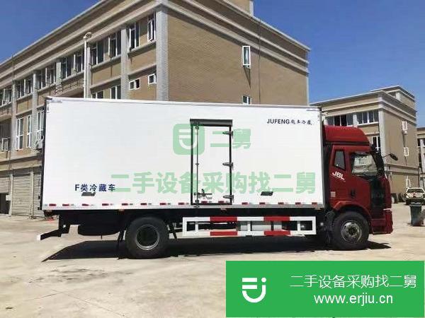湖北出售二手一汽解放J6L240馬力6.8米高頂雙臥蔬菜水果冷藏車