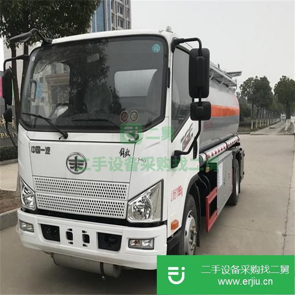 浙江出售二手解放10噸油罐車(chē)國(guó)五可分期包上戶(hù)