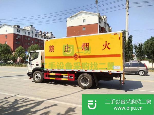 天津出售二手福田瑞沃廂式運(yùn)輸車
