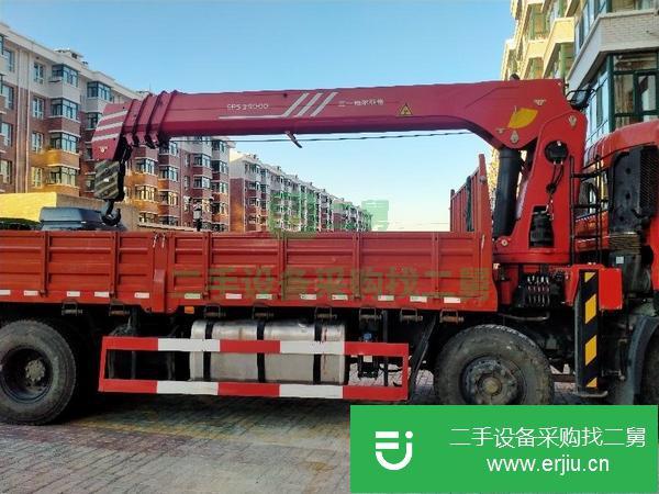 黑龍江出售二手東風(fēng)天龍隨車吊上裝三一14噸吊機(jī)