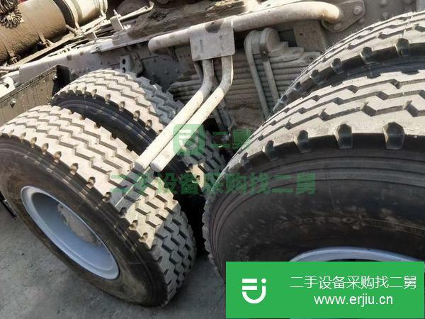 新疆出售德龍X3000牽引車550馬力 國(guó)五排放
