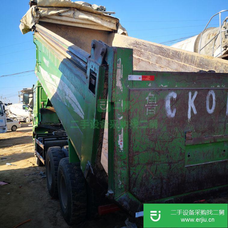 山東出售二手17年德龍后八輪5米8綠皮M3000環保渣土自卸車