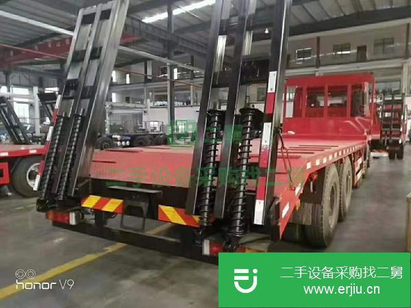 湖北出售二手東風(fēng)前四后八290馬力平板運(yùn)輸車
