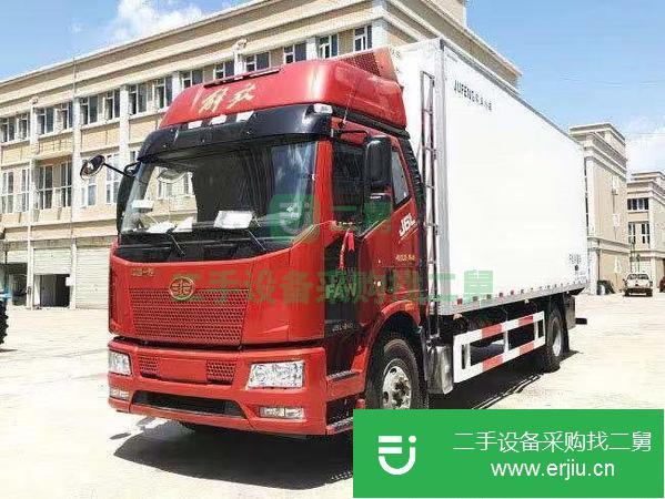 湖北出售二手一汽解放J6L240馬力6.8米高頂雙臥蔬菜水果冷藏車