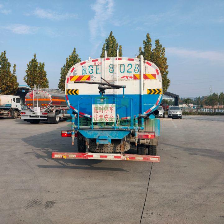 東風多利卡12方灑水車