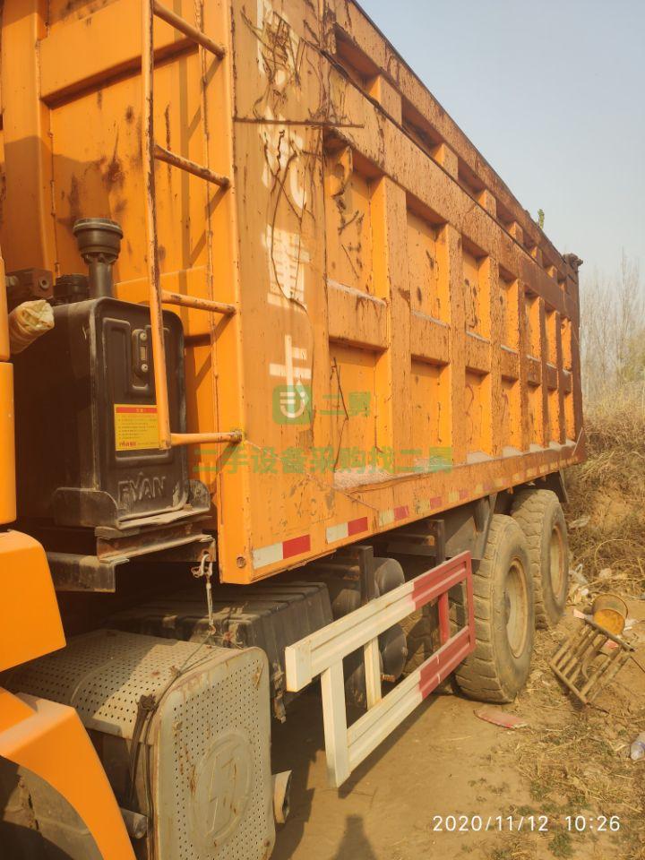 出售18年無戶5.8米德龍F3000后八輪自卸車，漢德橋12速，大箱底十六邊十四厚