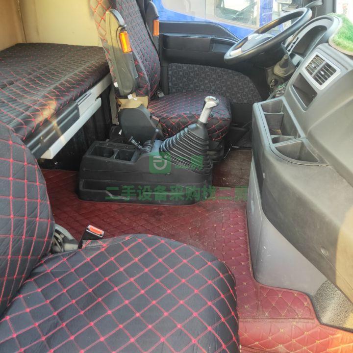 轉讓二手汕德卡牽引車，國五雙驅車