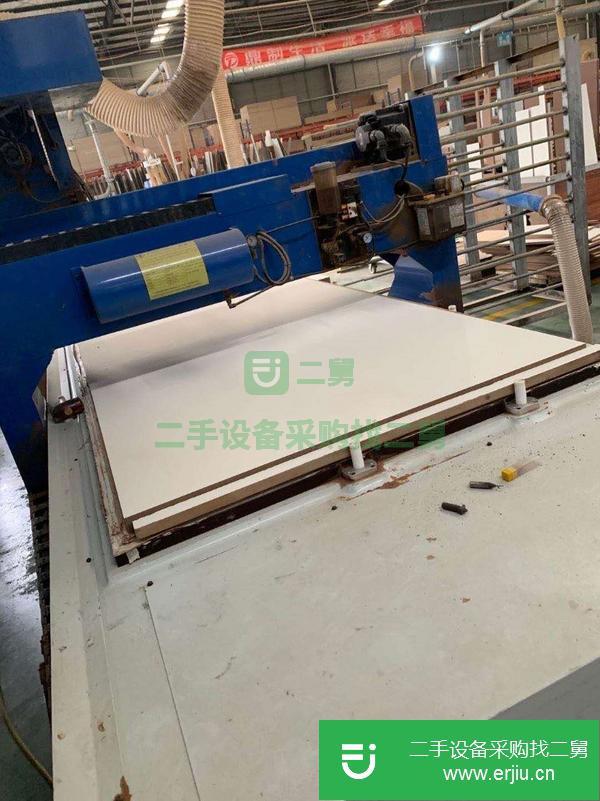 江蘇出售二手臺(tái)灣恩德加工中心，帶刀庫(kù)