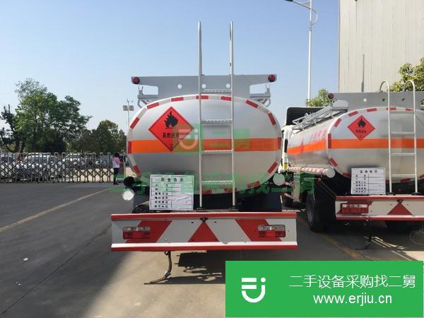 廣東出售二手東風8噸150馬力油罐車