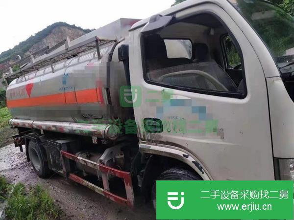 山東出售二手東風5噸油罐車手續齊全
