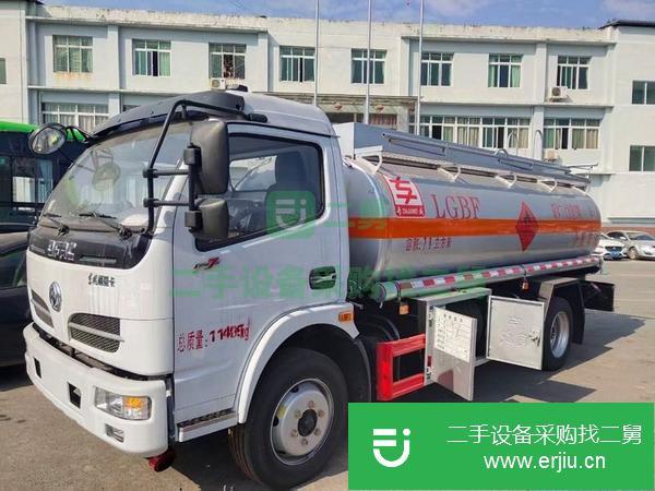 四川出售二手8噸油罐車玉柴150馬力配法士特八檔