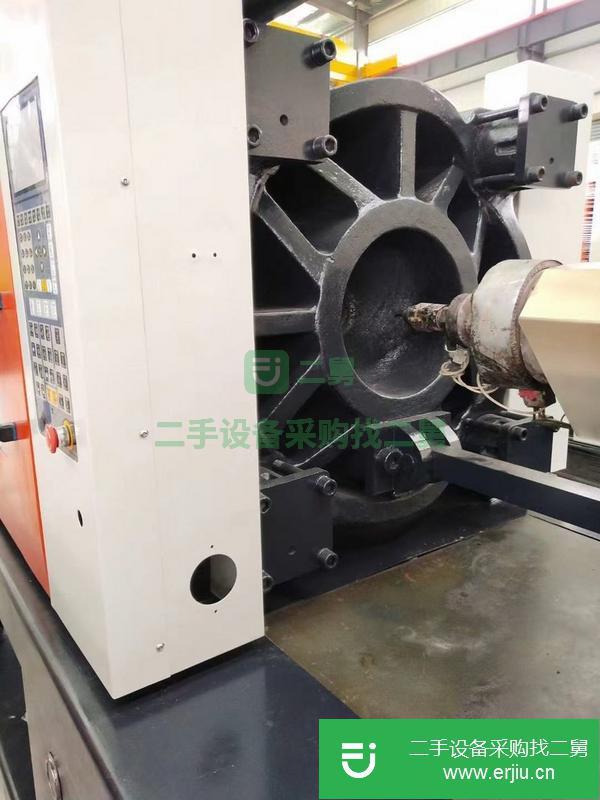 廣西出售二手震雄268噸注塑機