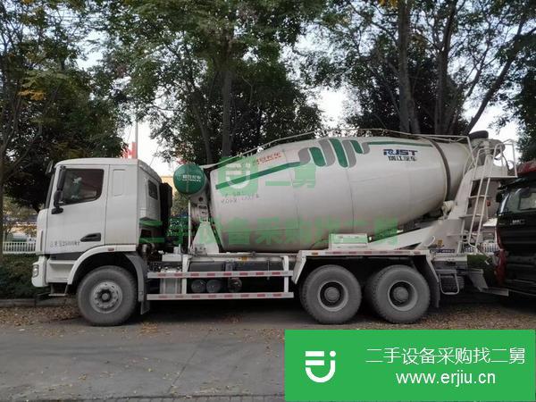 湖北出售二手國五水泥攪拌車玉柴350馬力發動機