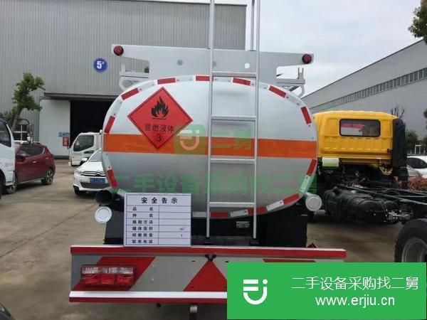 湖北出售二手東風8噸油罐車軸距3800mm朝柴156馬力發動機