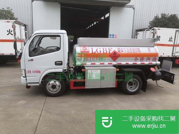 山東出售二手東風(fēng)多利卡國(guó)五全柴88馬力易燃液體油罐車