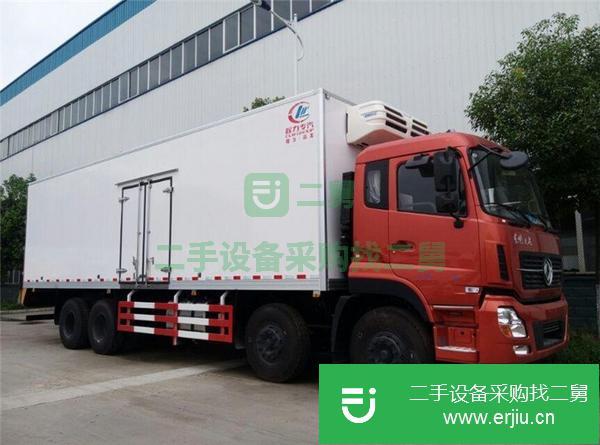 江蘇出售二手東風天龍小三軸245馬力冷藏車