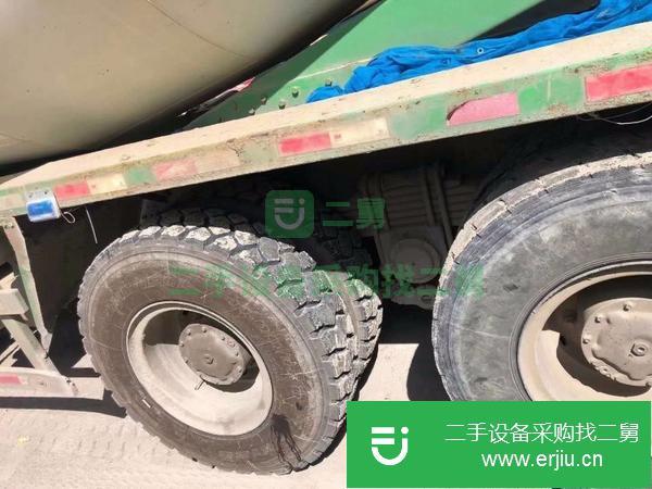 江蘇出售二手上汽紅巖輕量化15方攪拌車車況精品