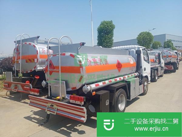河北出售二手2噸油罐車全柴88馬力