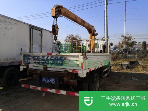 湖北出售二手東風(fēng)3.2噸隨車吊朝柴115馬力