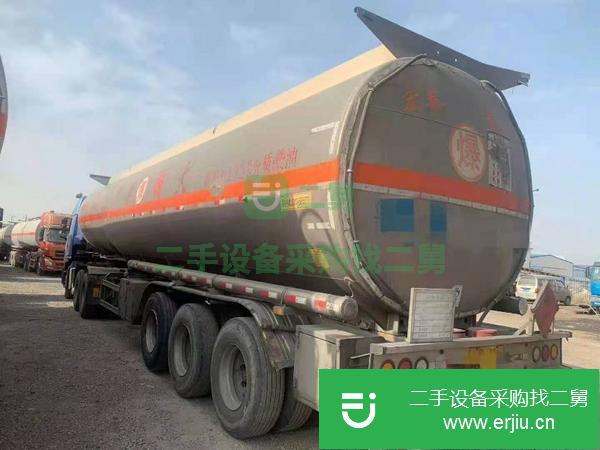 福建出售二手歐曼國(guó)四380馬力50立方鋁合金油罐車