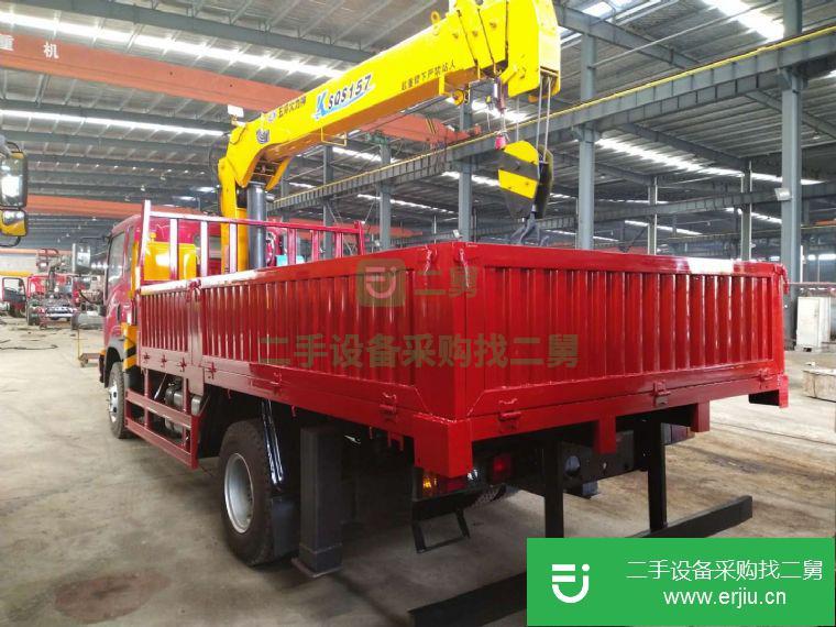 云南出售二手大運(yùn)重汽6.3噸隨車吊