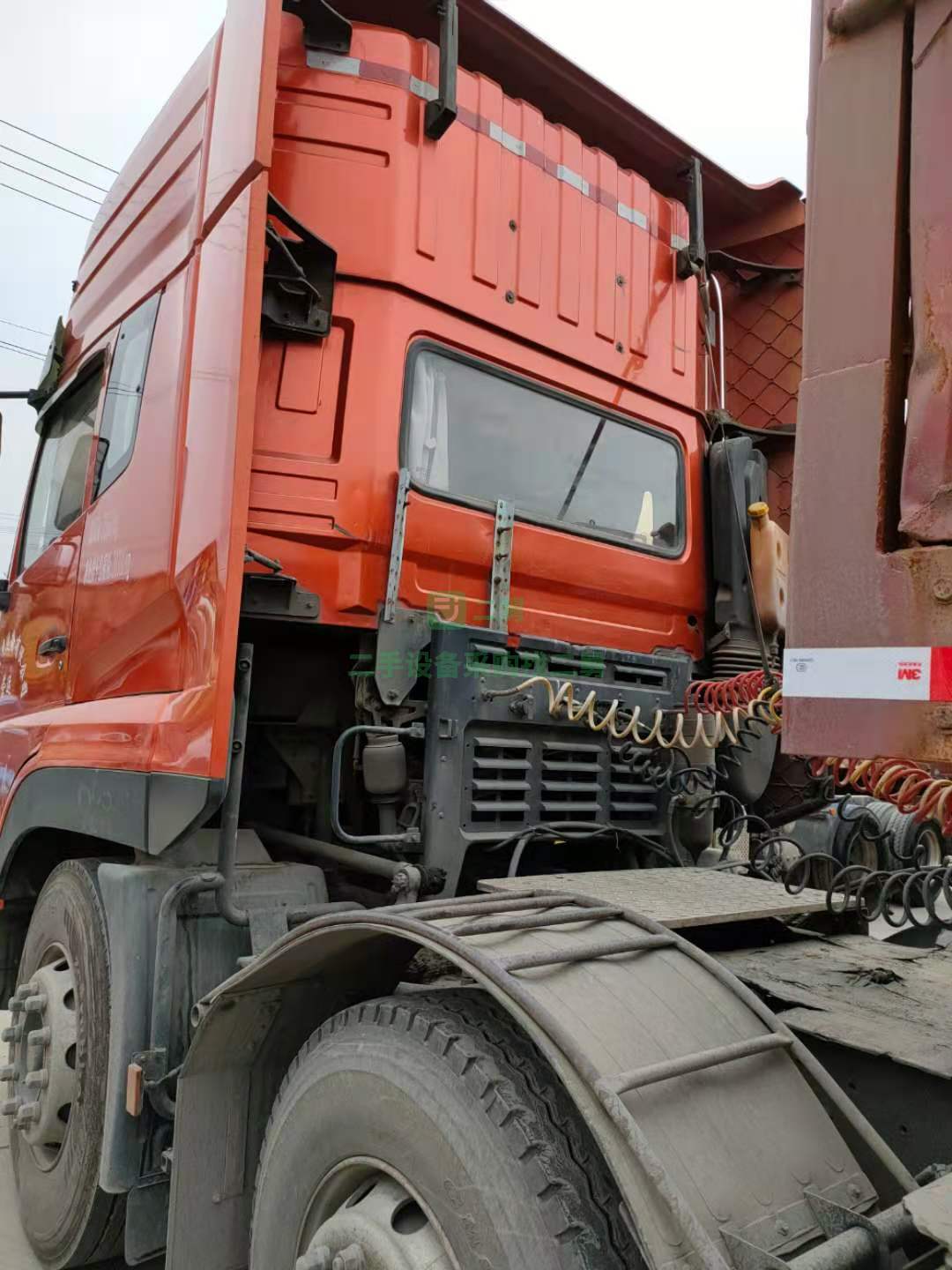 出售東風天龍單驅雙導向國四排放385馬力牽引車原車原版 手續齊全