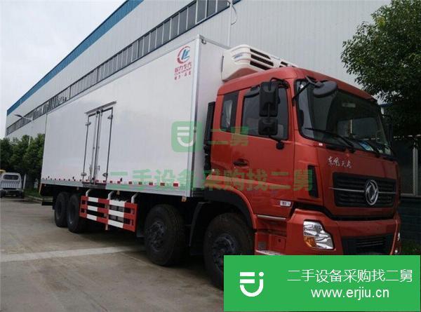 江蘇出售二手東風天龍小三軸245馬力冷藏車