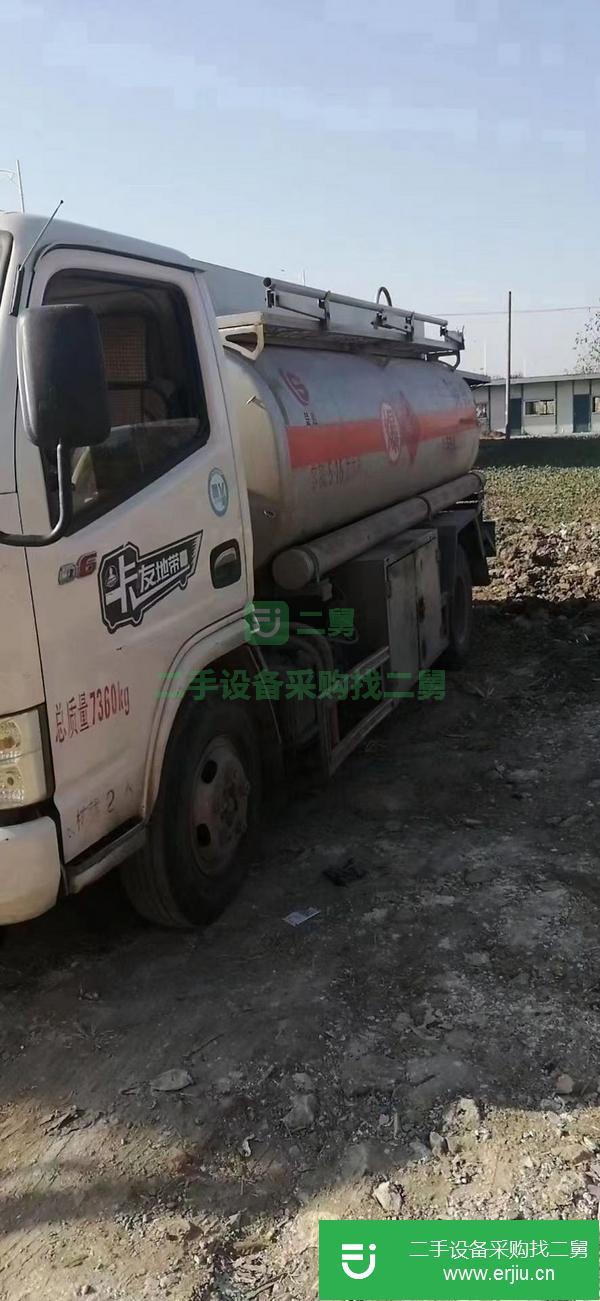 江西出售二手5噸油罐車國五朝柴102馬力