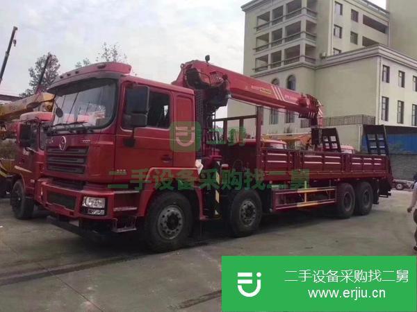 云南出售二手東風(fēng)專用底盤配16噸隨車吊