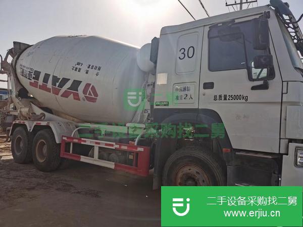 山東出售二手豪沃攪拌車國五排放手續齊全