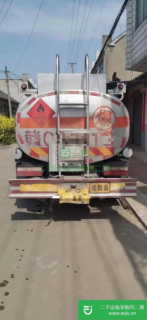 江蘇出售二手5噸油罐車車況精美朝柴102馬力