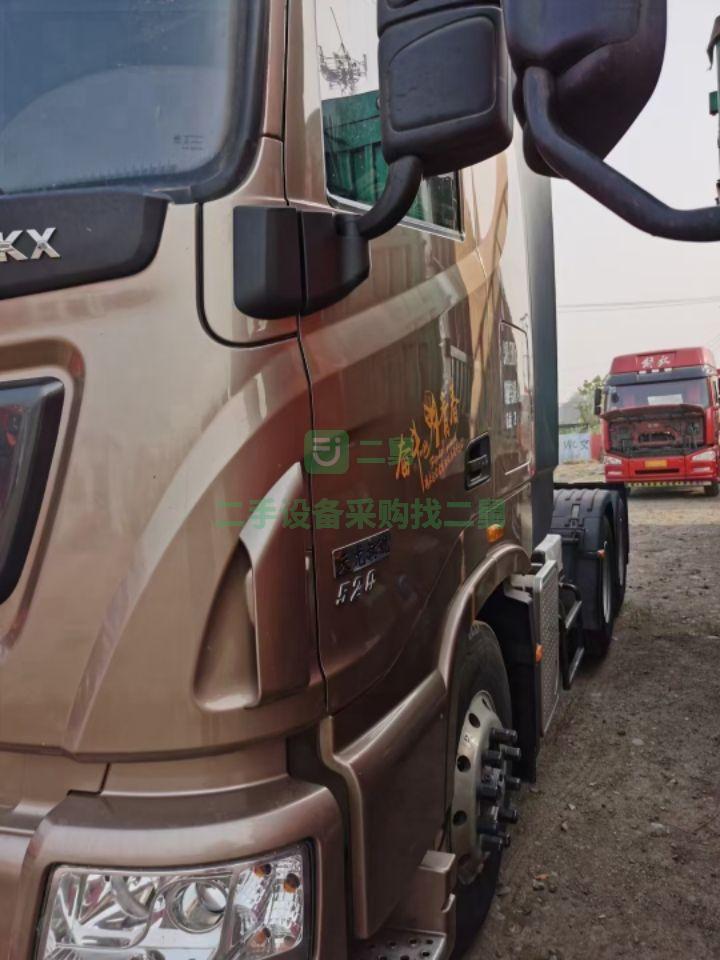 出售天龍旗艦520馬力國五雙驅牽引車頭