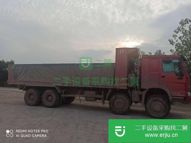 湖北出售二手中國(guó)重汽前四后八336馬力自卸車