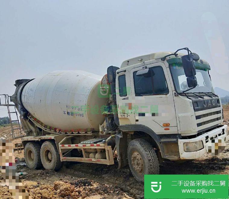 山東出售二手豪沃12方攪拌罐車