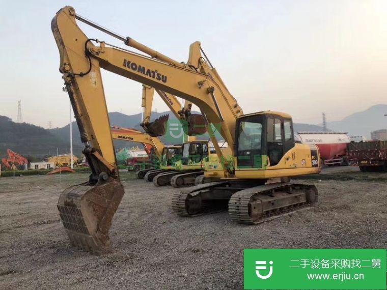 上海出售二手小松200挖掘機 免費包送