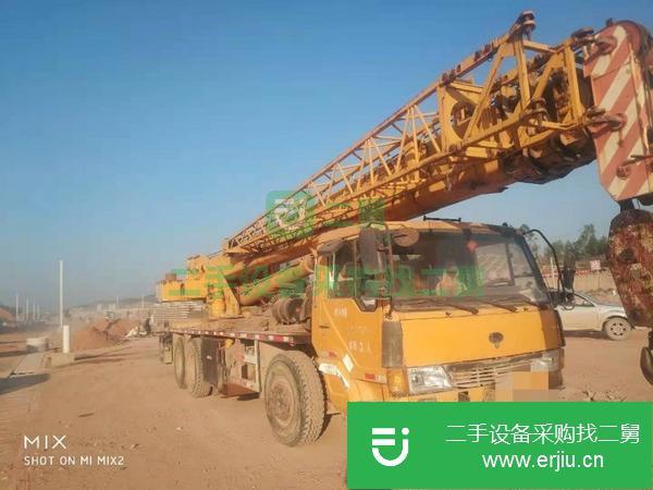 四川出售二手長江25噸四節臂汽車吊車況很好,手續齊全